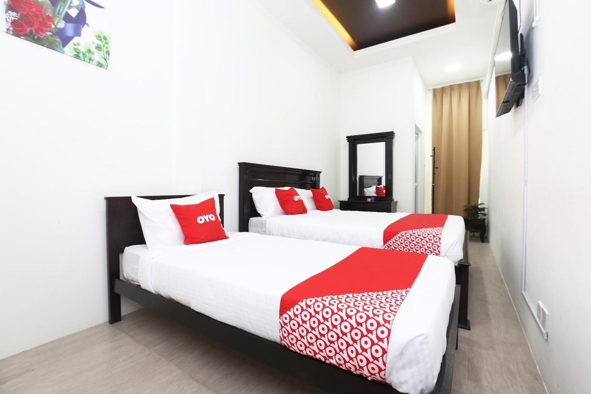 Super Oyo 89678 Ady Hotel Kuala Terengganu Esterno foto